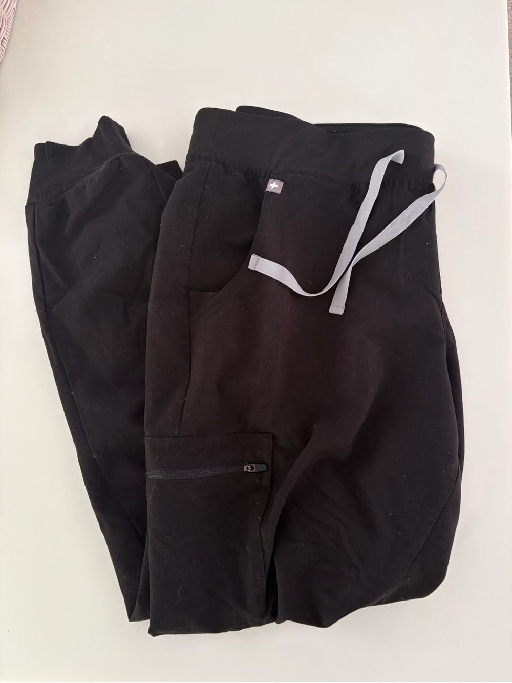 Figs Women’s Black Jogger Scrubs